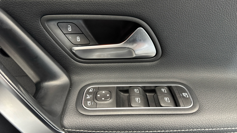 Mercedes-Benz CLA 220d AMG Line Premium 4dr Tip Auto Diesel Saloon